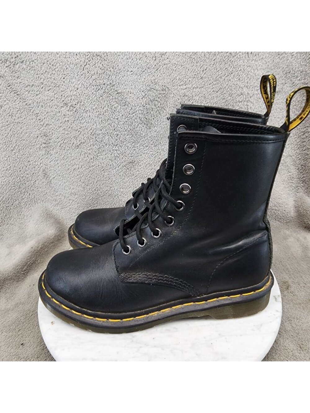 Dr Martens Shoes womens Size 7 The Original Black Leather Lace Up Boots *Read*